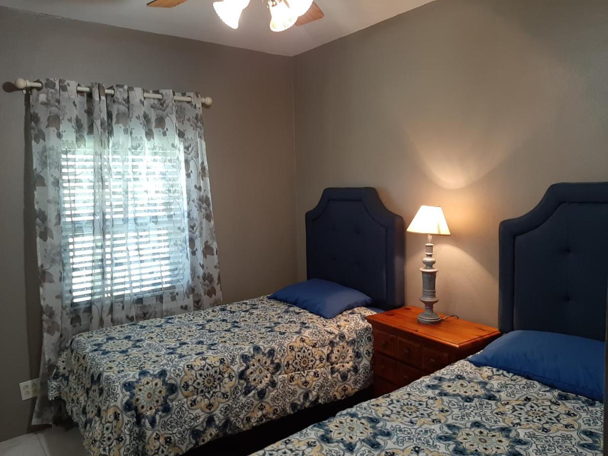 Airbab Moon Gate West Apartment Mount Pleasant Ngoại thất bức ảnh